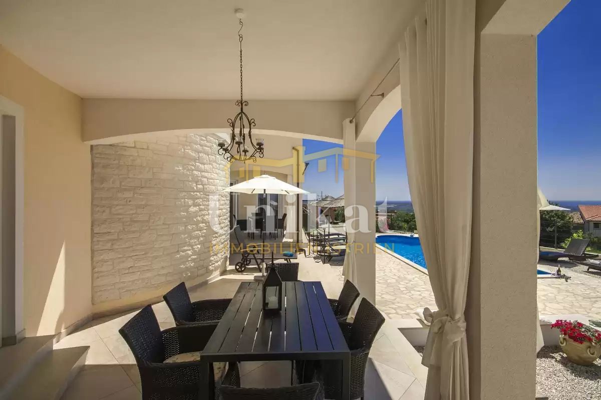 Villa di lusso con fantastica vista sul mare